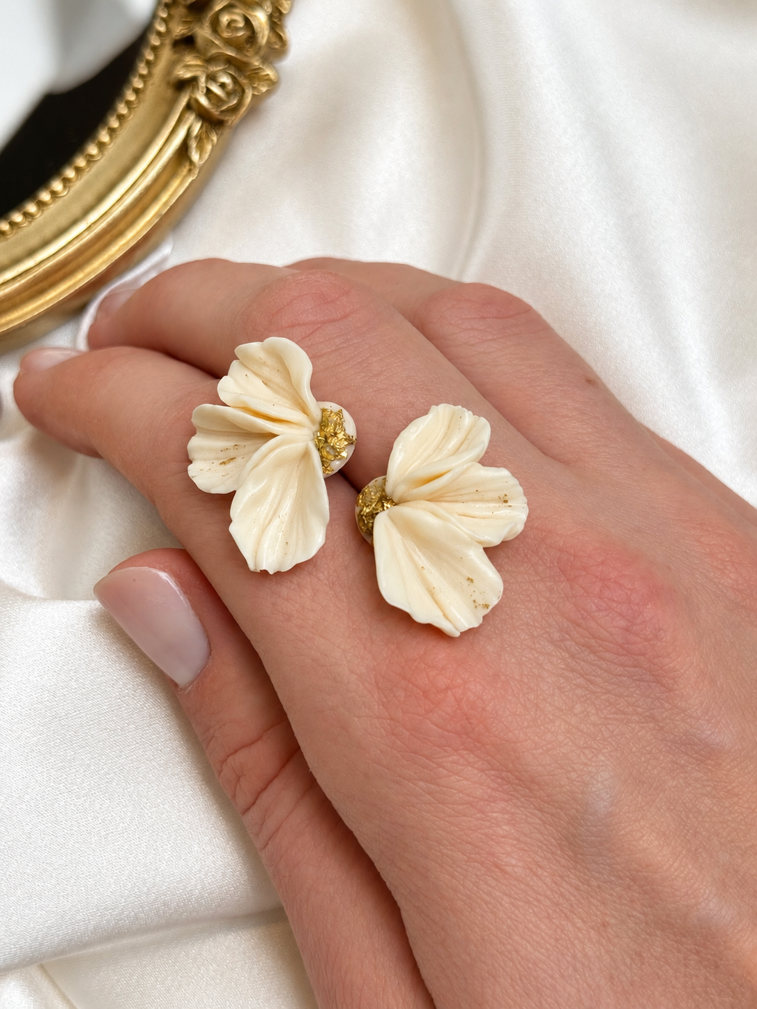 Petal Grace – Polymer Clay Earrings